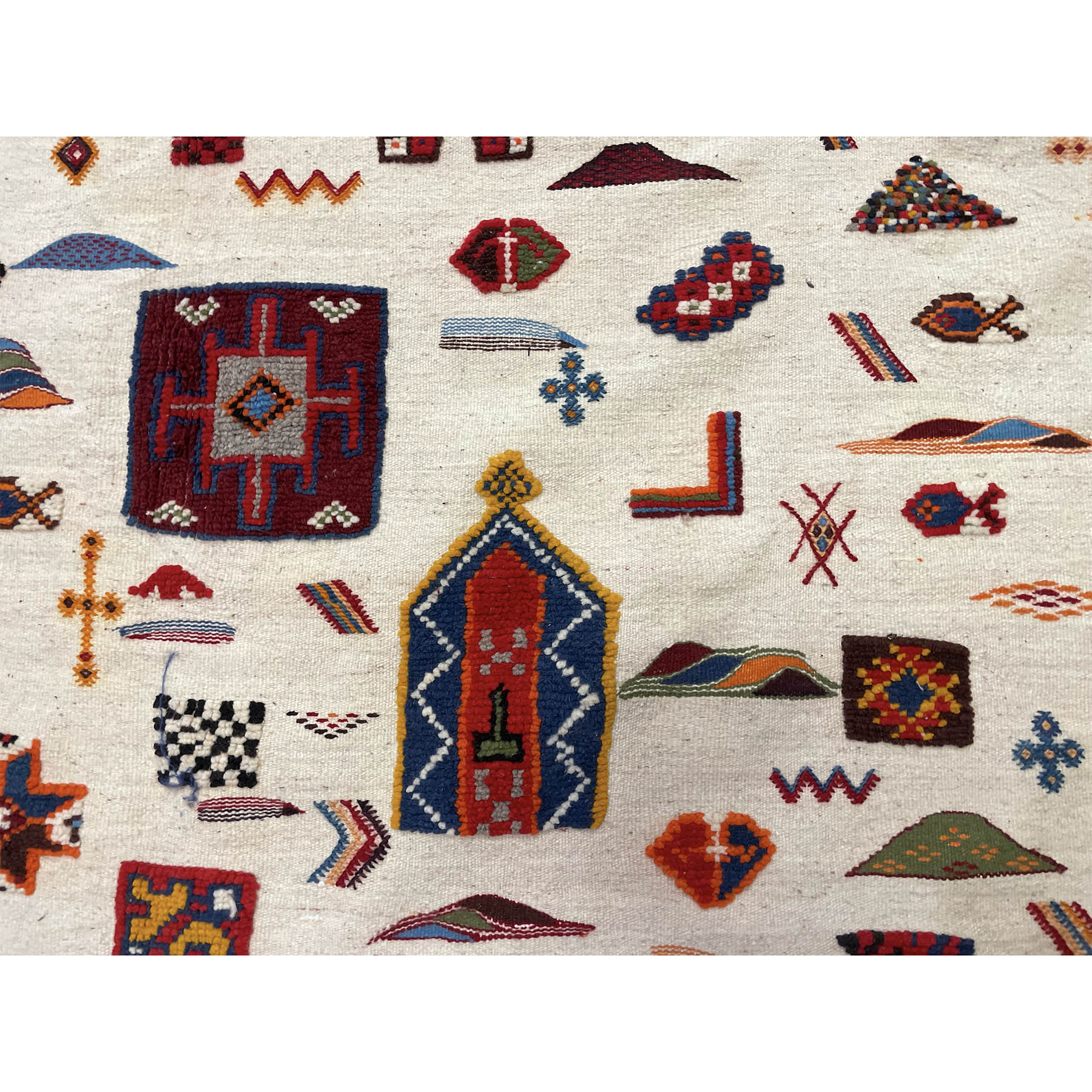 Cream colored Moroccan area rug with colorful motifs - Kantara | Moroccan Rugs
