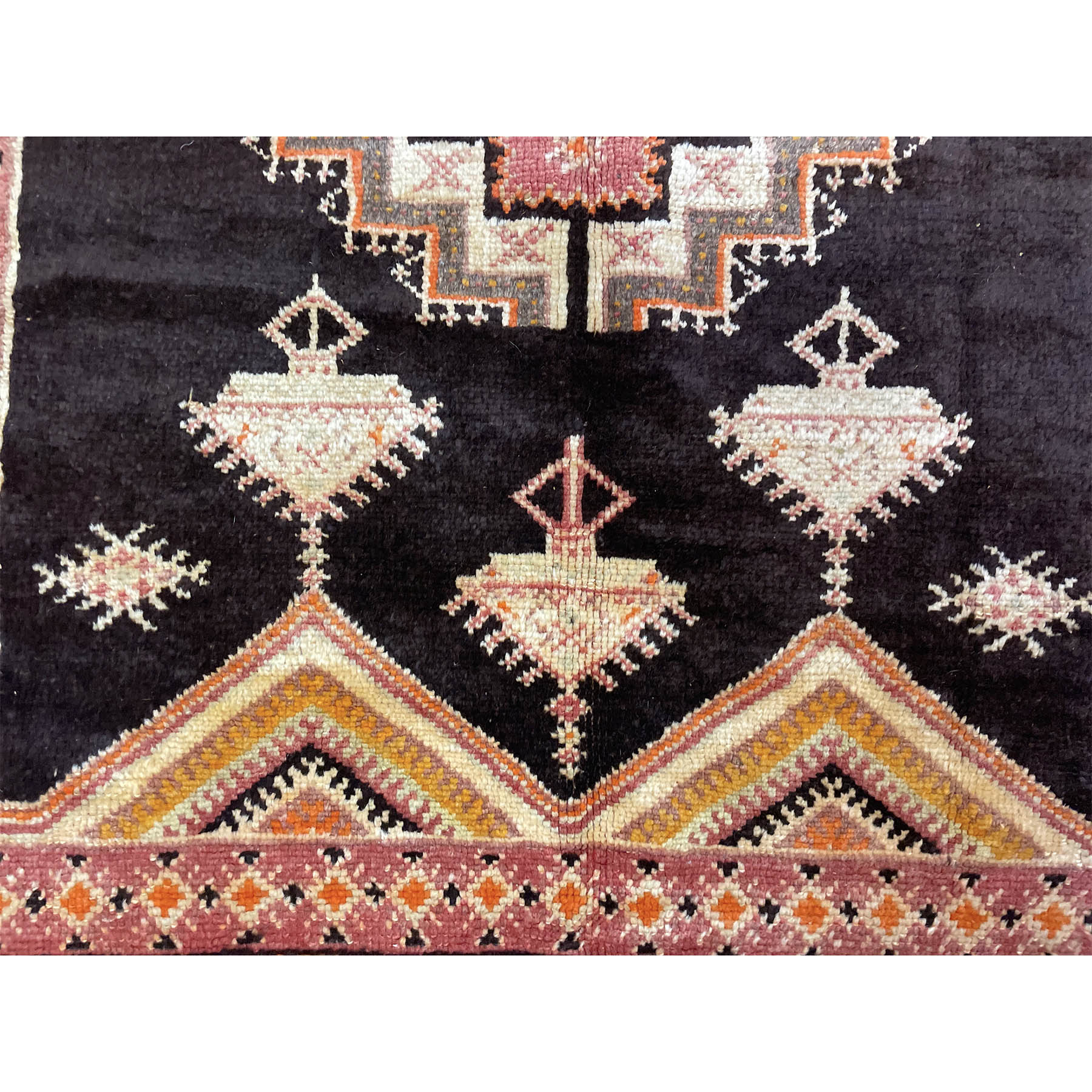 Vintage geometric Moroccan berber rug - Kantara | Moroccan Rugs