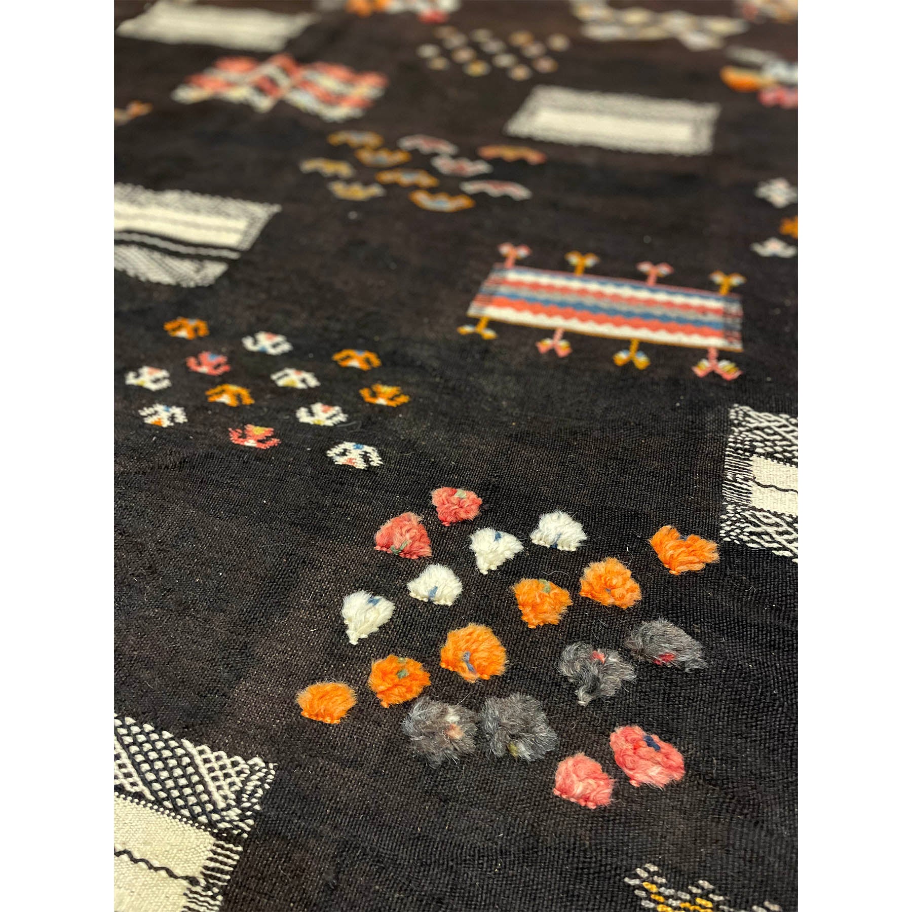 Mixed weave Moroccan rug with dark color palette - Kantara | Moroccan Rugs