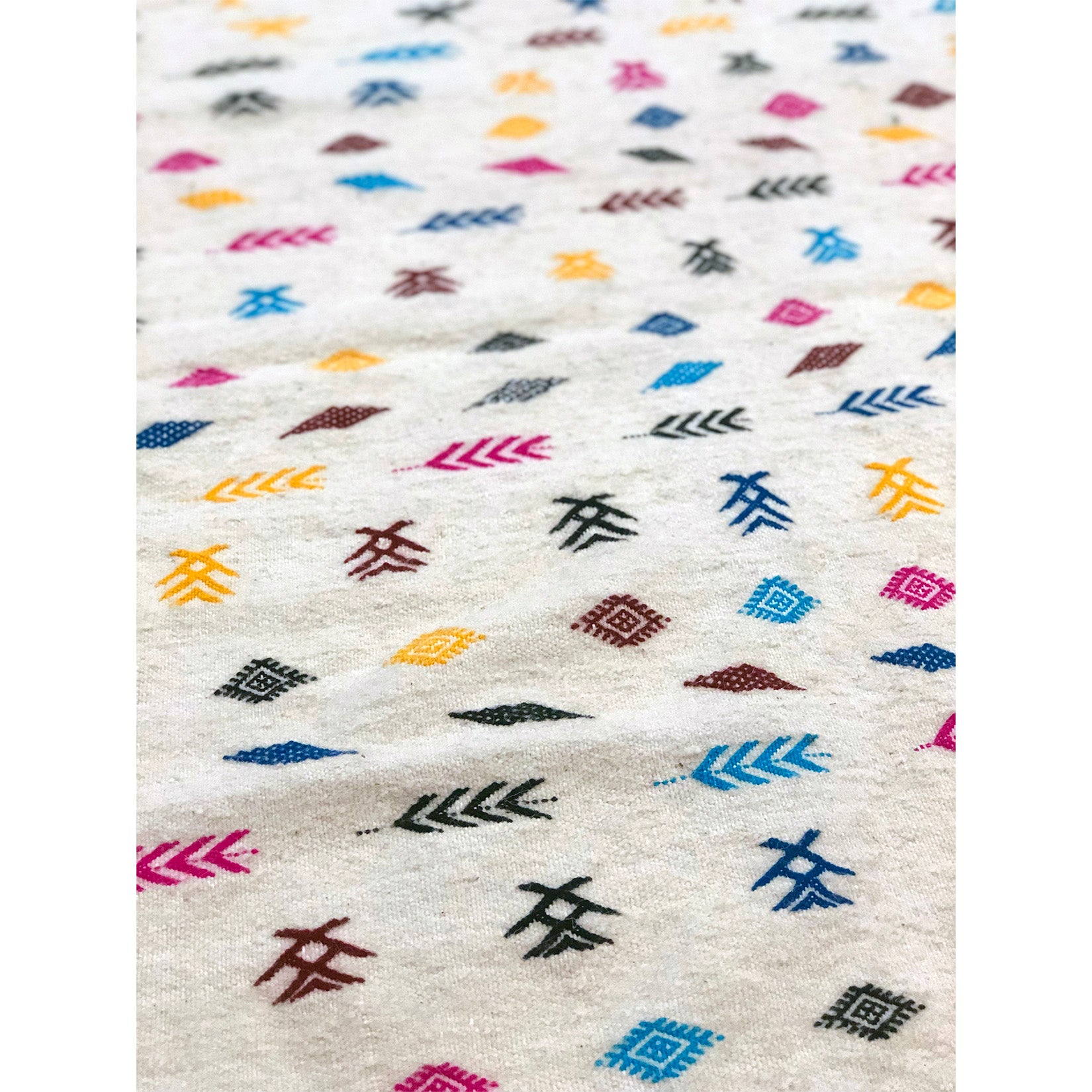 Contemporary  white flatweave boho chic berber rug - Kantara | Moroccan Rugs