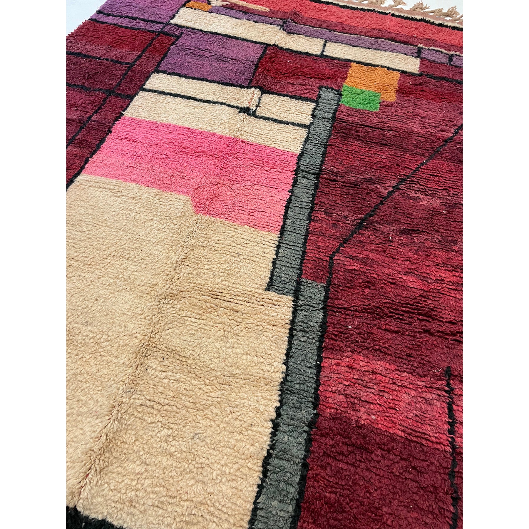 Contemporary geometric Moroccan Boujaad rug in purple - Kantara | Moroccan Rugs