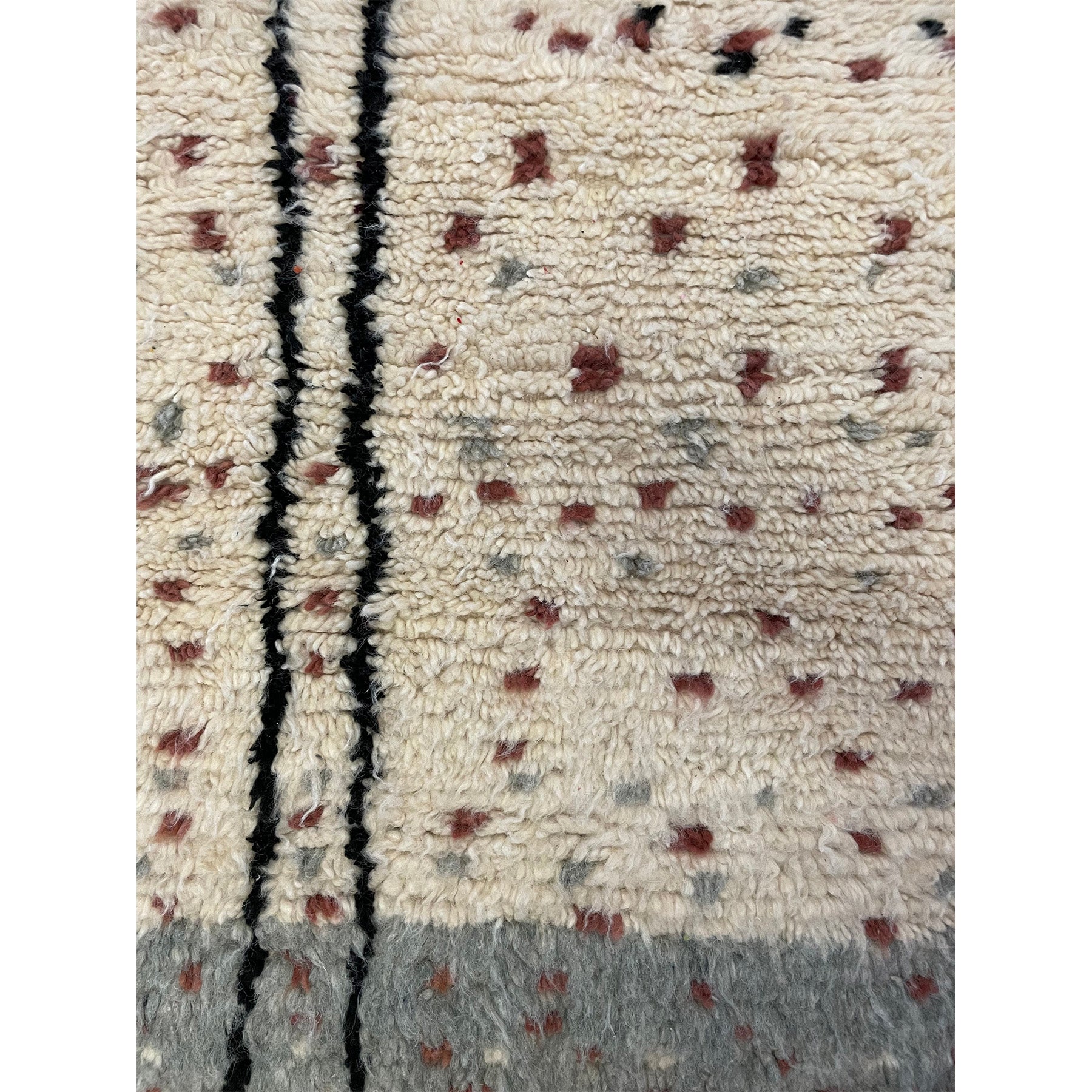 Speckled off-white handknotted Moroccan runner rug - Kantara | Moroccan Rugs